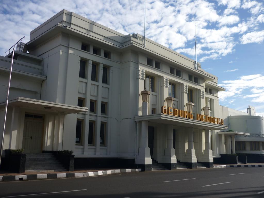 Golden Flower By Kagum Hotels Bandung Dış mekan fotoğraf
