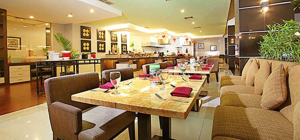 Golden Flower By Kagum Hotels Bandung Dış mekan fotoğraf