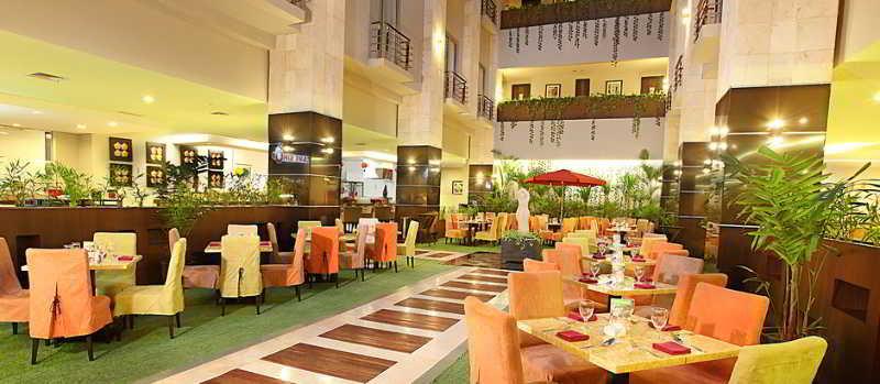 Golden Flower By Kagum Hotels Bandung Dış mekan fotoğraf